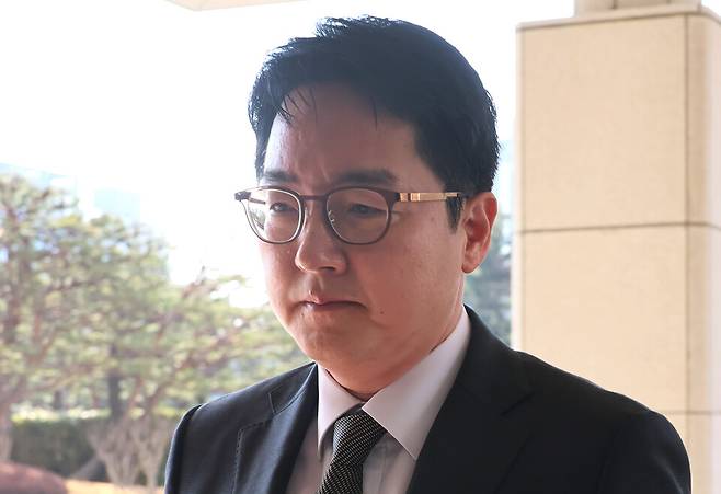 심우정 검찰총장이 3월17일 서울 서초구 대검찰청 청사로 출근하고 있다. ⓒ연합뉴스