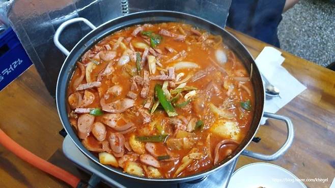 52_20250504_102408_586.jpg 송탄식 부대찌개 vs 의정부식 부대찌개