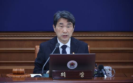 이주호 대통령 권한대행 부총리 겸 교육부 장관