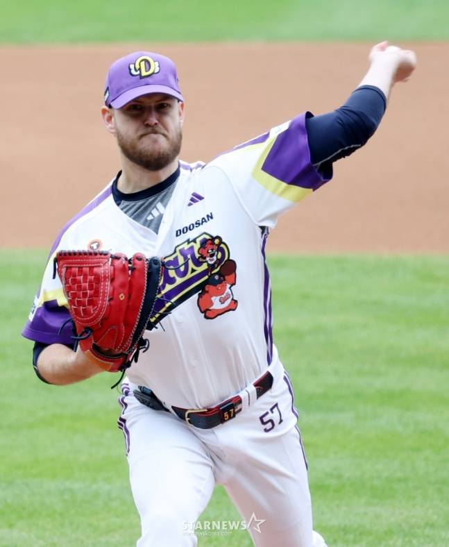 두산 베어스 외국인 투수 콜어빈. /사진=김진경 대기자