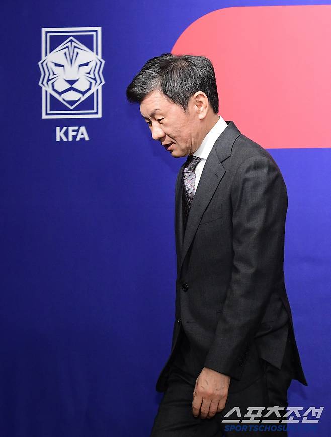 26일 서울 신문로 축구협회회관에서 제 55대 대한축구협회장 선거가 열렸다. 정몽규 회장이 4선 연임에 성공했다. 당선 감사 소감을 말한 정몽규 회장. 신문로=송정헌 기자songs@sportschosun.com/2025.02.26/