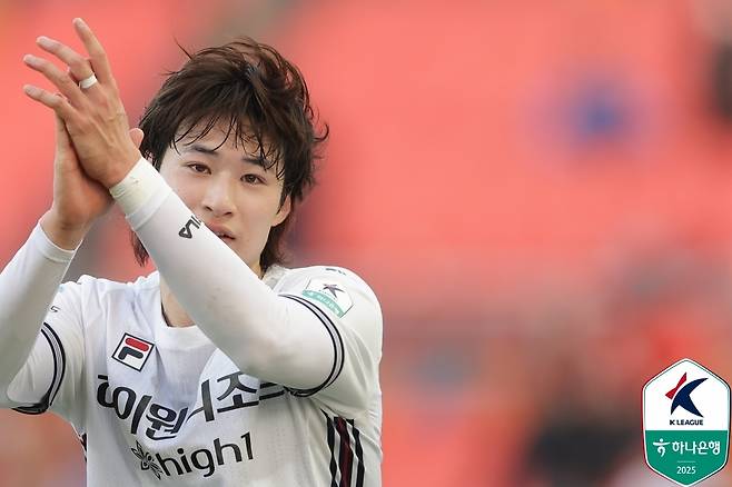 강원FC 이지호. 프로축구연맹 제공