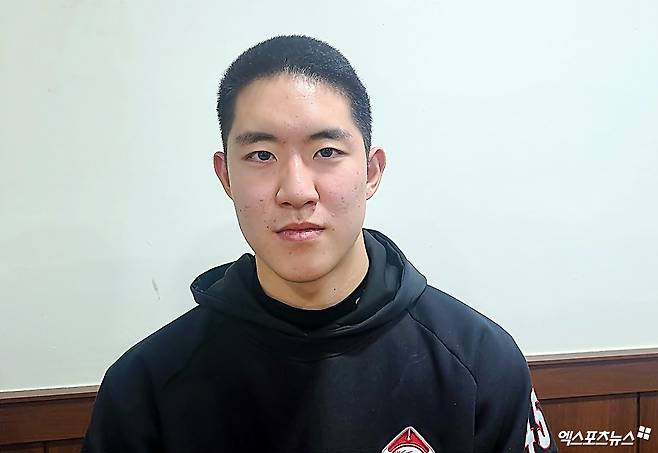 장충고 투수 문서준. 엑스포츠뉴스 DB