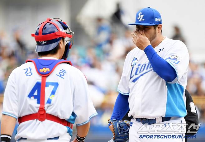 8경기 연속 퀄리티스타트 믿고 보는 선발 후라도가 1회에만 4실점을 헌납하며 흔들렸다.