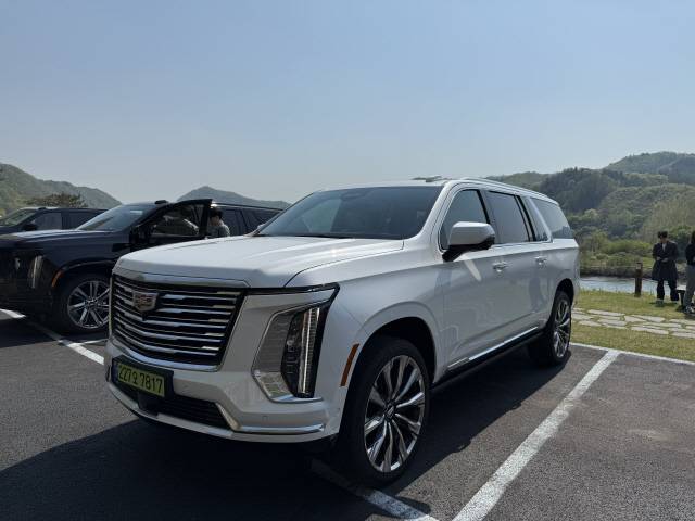 캐딜락 에스컬레이드 정측면. 임주희 기자