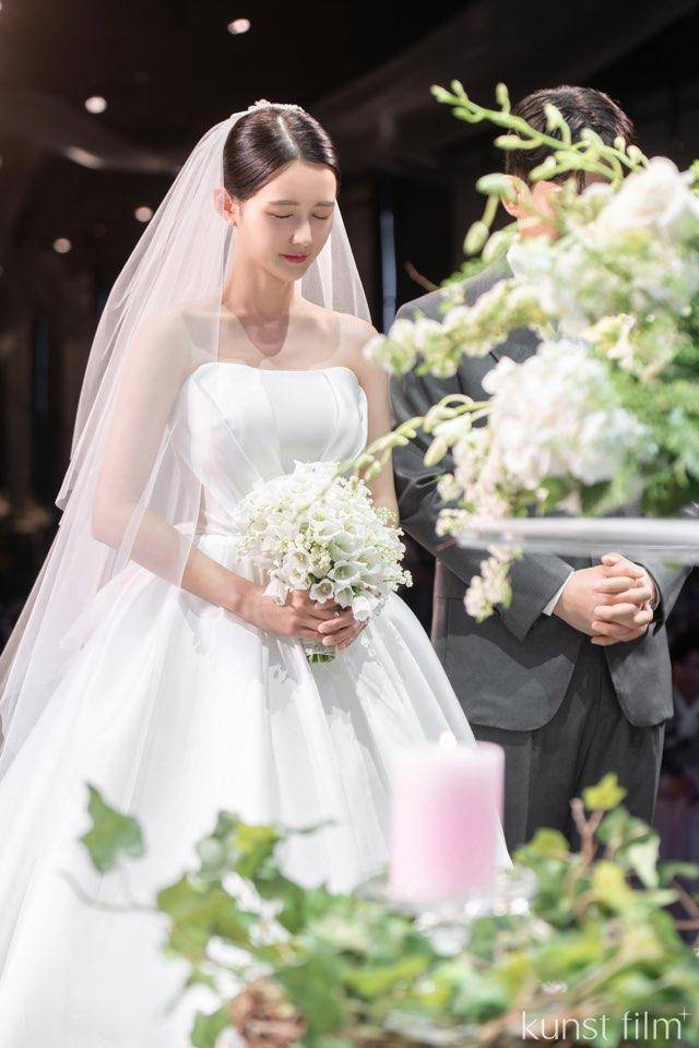 남보라가 지난 10일 결혼식을 올렸다. 본인 제공