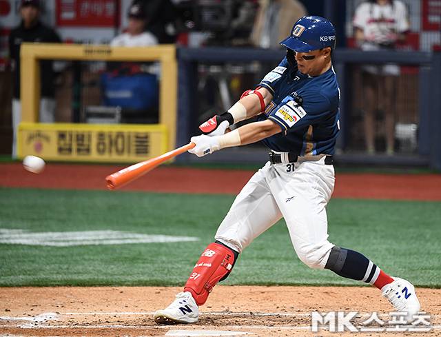 NC 손아섭은 11일 두산 더블헤더 2차전에서 쾌조의 타격감을 자랑했다. 사진=천정환 기자