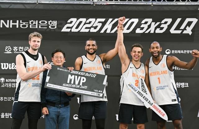 위더레흐트는 11일 홍천 토리숲 특설코트에서 열린 점프샷과의 NH농협은행 2025 KXO 3x3 홍천 라이트 퀘스트 파이널에서 21-17로 승리, 우승했다. 사진=KXO 제공