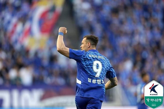 수원 삼성 스트라이커 일류첸코. 제공 | 한국프로축구연맹