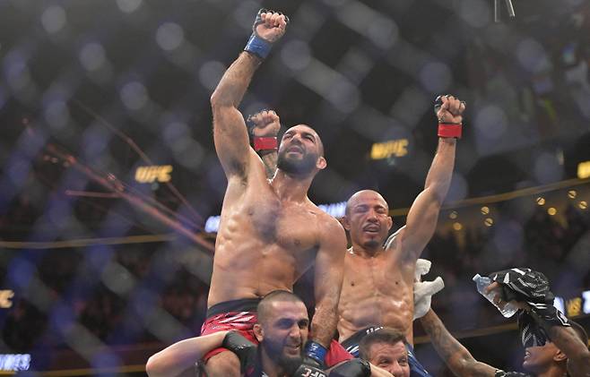 조제 알도(오른쪽)와 자하비. 사진=로이터 연합뉴스