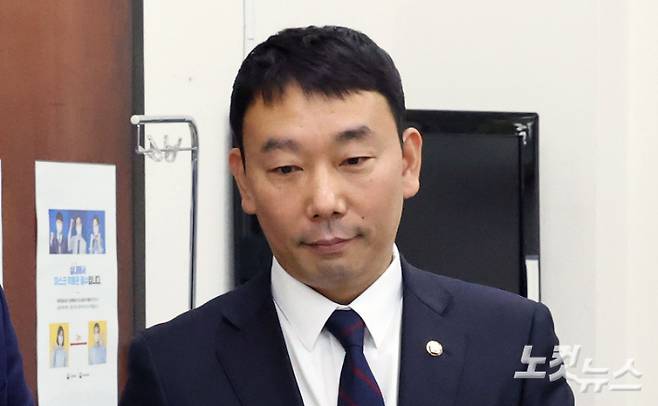 민주당 원내정책수석부대표를 맡고 있는 김용민 의원. 윤창원 기자