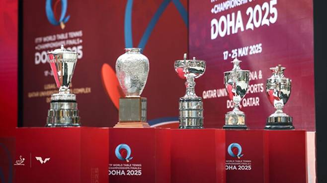 도하 세계탁구선수권 우승 트로피