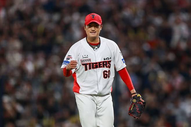 ▲ 13일 광주 롯데전에서 5.1이닝 1실점 호투로 팀 승리를 이끈 김도현 ⓒKIA타이거즈