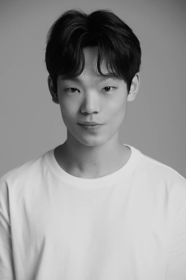 엑터디렉터스 제공