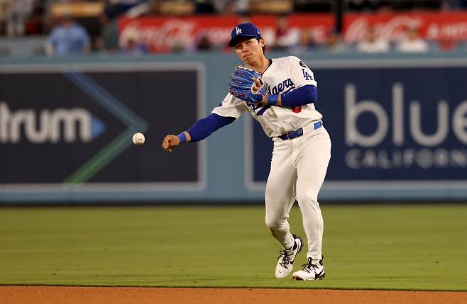 김혜성이 2루수로 출전해 수비를 하고 있다. Imagn Images연합뉴스