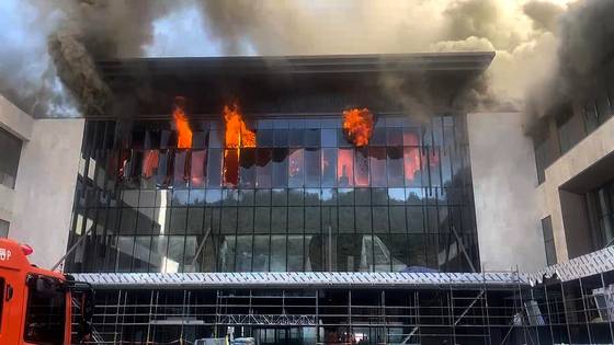 지난 2월 14일 6명이 숨진 화재가 발생한 부산 기장군 반얀트리 호텔 신축 공사장. 사진 부산경찰청