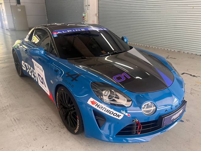 르노그룹 고성능 브랜드 '알핀'의 A110S/사진= 임찬영 기자