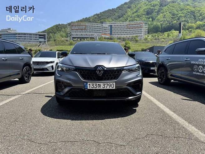 르노 아르카나 에스프리 알핀
