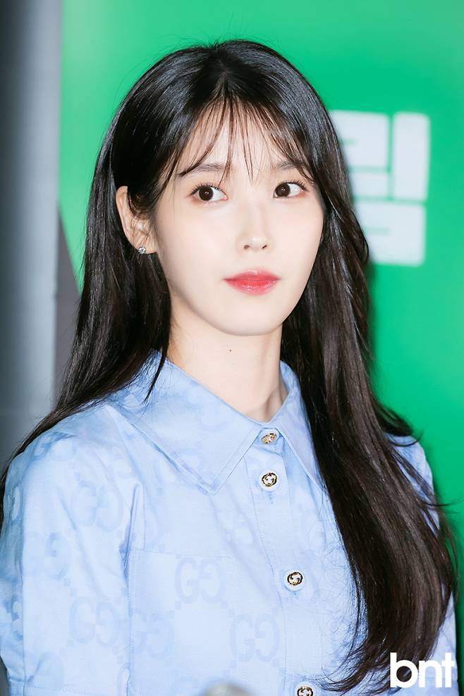 아이유 또 기부… 누리꾼 갑론을박 ©bnt뉴스