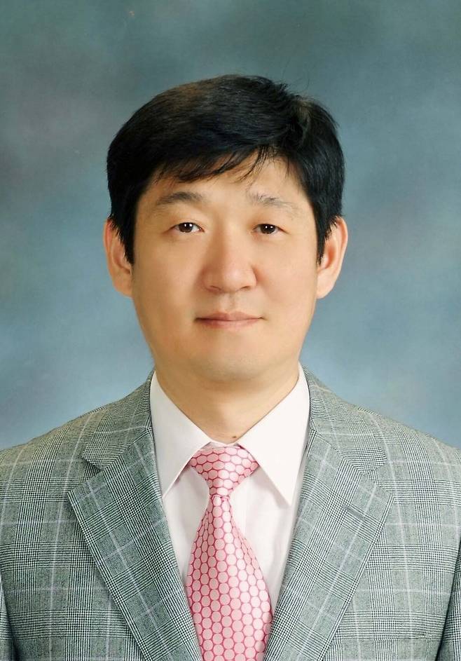 이병주 포항공과대학교 신소재공학과 교수. /포항공대 제공