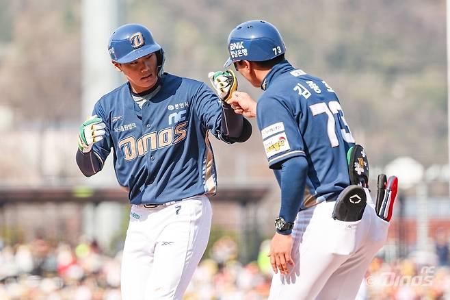 울산 문수 야구장에 임시로 둥지를 튼 NC 다이노스. (NC 제공)