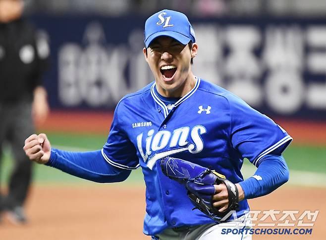 20일 서울 고척스카이돔에서 열린 삼성-키움전. 8회말 1사 만루 카디네스를 유격수 병살타로 처리한 원태인이 포효하고 있다. 고척=정재근 기자 cjg@sportschosun.com/2025.5.20/