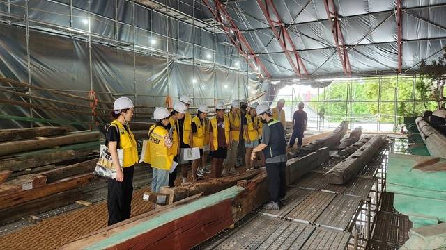 국가유산 수리현장 프로그램이 진행되고 있다.종로구청 제공