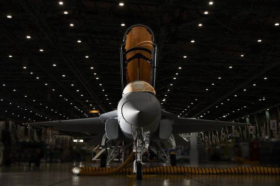 T-50을 기반으로 만든 국산 초음속경공격기 FA-50. 홍중식 기자