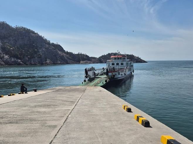 5월은 바다가는 달.