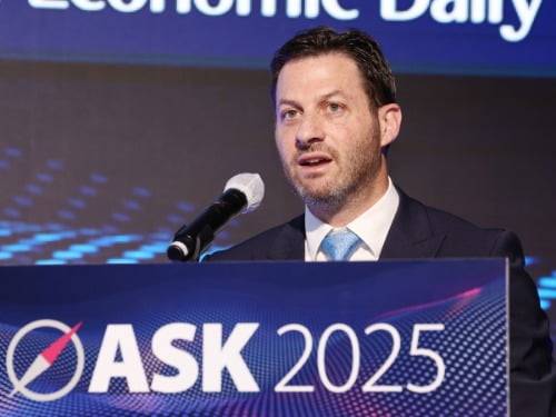 21일 서울 여의도 콘래드호텔에서 개막한 'ASK 2025 글로벌 대체투자 콘퍼런스'에서 라비브 샤팅고스 오릭스 USA 상무이사 및 증권화 신용그룹 책임자가 ‘증권화 신용의 주요 자산군으로서의 역할: 투자자들을 위한 기회’를 주제로 발표하고 있다. 이솔 기자