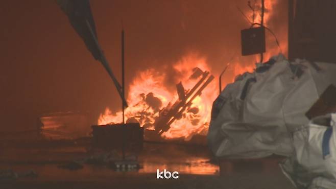 ▲ 금호타이어 광주공장 화재 당시 현장의 모습