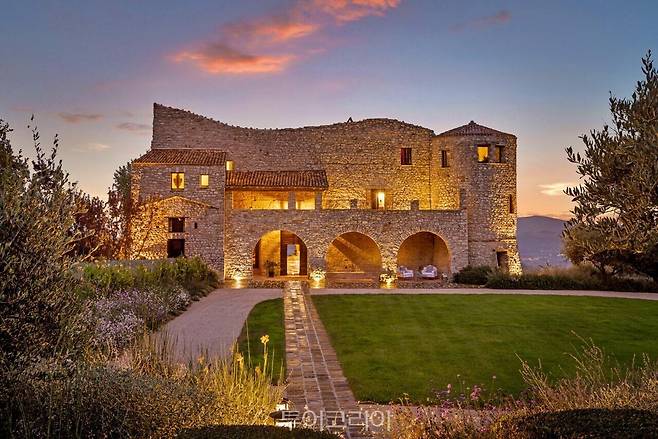 만다린 오리엔탈 호텔 그룹이 이탈리아 움브리아 지역에 오픈한 익셉셔널 홈즈, 카스텔로 디 프로코피오. (사진 제공=만다린 오리엔탈 호텔 그룹)