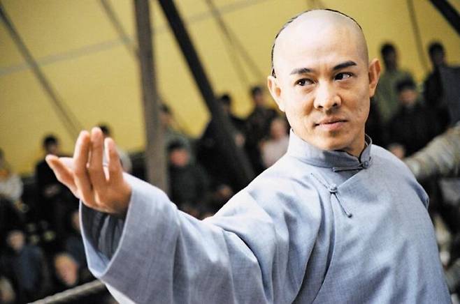 중국 무협 영화의 흥행을 이끈 액션 스타 이연걸(李連杰·리롄제)이 14년 만에 무협 장르로 복귀한다.