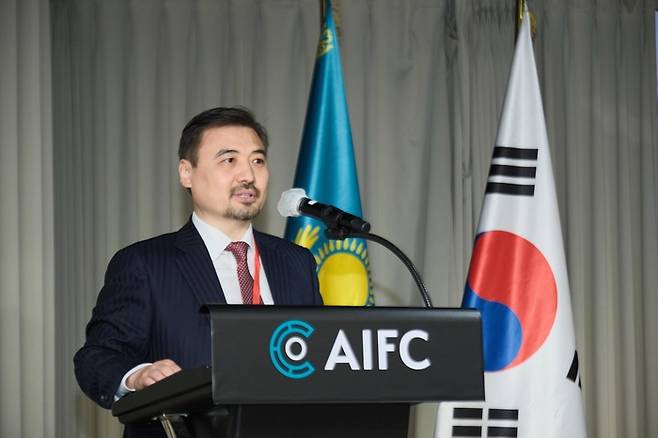 누르갈리 아르스타노프 주한 카자흐스탄 대사가 AIFC 커넥트 행사에서 연설하고 있다. / 사진=카자흐스탄 대사관