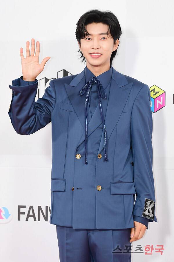 '2023 더팩트 뮤직 어워즈(THE FACT MUSIC AWARDS, TMA)'레드카펫 행사에 참석한 가수 임영웅. ⓒ이혜영 기자 lhy@hankooki.com