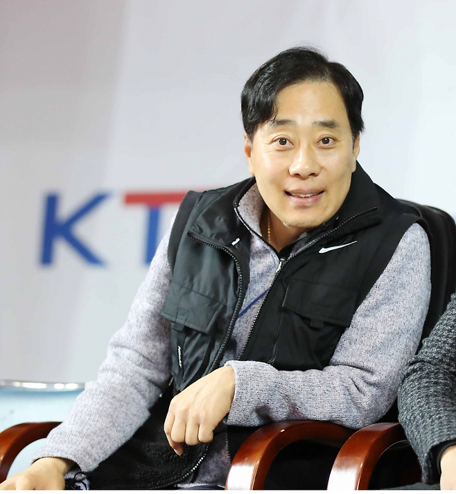 유남규 대한탁구협회 실무부회장은 아시안게임과 올림픽에서 남자단식 금메달을 수확했다. 그러나 세계선수권대회에선 아쉽게 남자단식 정상에 오르지 못했다. 그는 자신의 유일한 세계선수권대회 금메달인 1989년 독일 도르트문트대회 혼합복식 금메달을 향한 애정이 크다. 사진제공│대한탁구협회