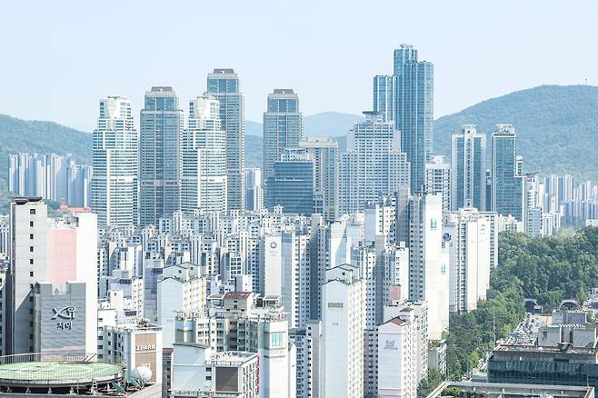 서울 강남구 조선 팰리스 서울 강남 호텔에서 바라본 서울 아파트 단지들. 임형택 기자