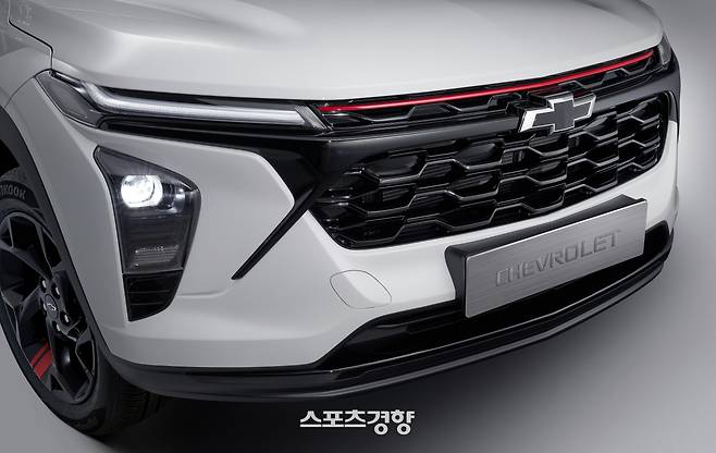 트랙스 크로스오버. 국내는 물론 승용차 수출 1위에 오를 정도로 해외 시장에서 주목받고 있는 이미 검증받은 모델이다.