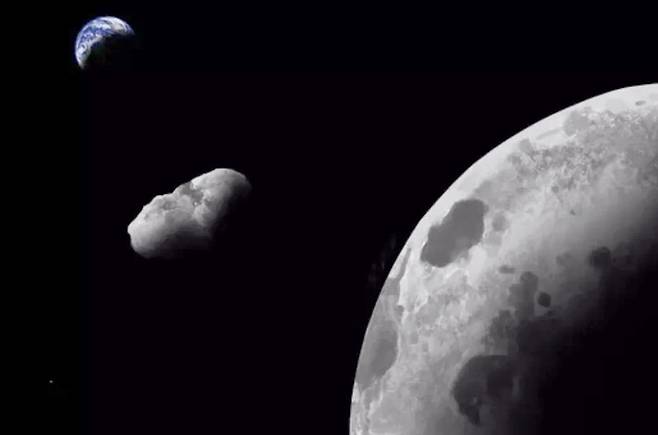 소행성과 충돌한 뒤 달에서 떨어져 나간 조각 가운데 하나로 추정되는 카모오알레와를 묘사한 그림. Addy Graham/University of Arizona