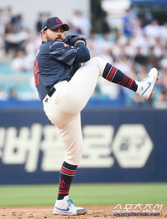 27일 대구 라이온즈파크에서 열린 롯데-삼성전. 롯데 선발투수 감보아가 투구하고 있다. 대구=정재근 기자 cjg@sportschosun.com/2025.5.27/
