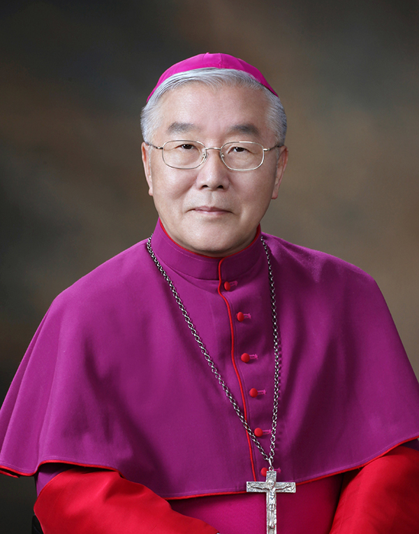 유수일 프란치스코 하비에르 주교. 한국천주교주교회의