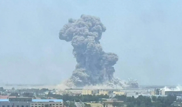 중국 산둥성 화학공장 폭발 사고 현장. 신징바오