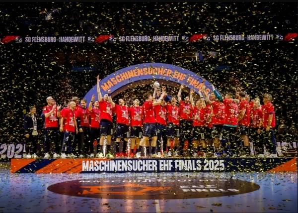 사진 2024/25 EHF 남자 유러피언리그 우승을 차지한 플렌스부르크, 사진 출처=유럽핸드볼연맹