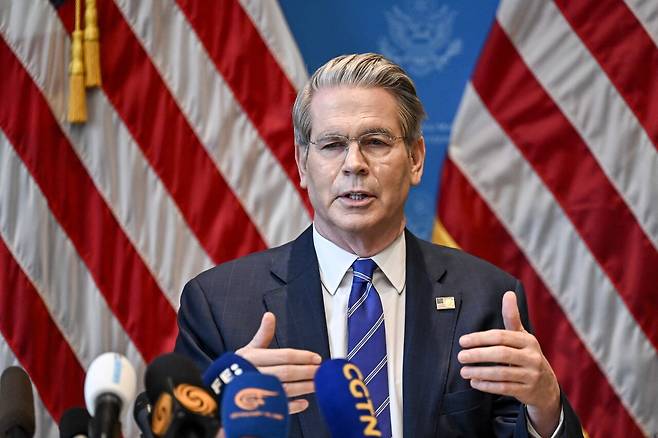 5월12일 스콧 베선트 미국 재무장관이 미·중 무역협상 결과를 설명하고 있다. ⓒAFP PHOTO