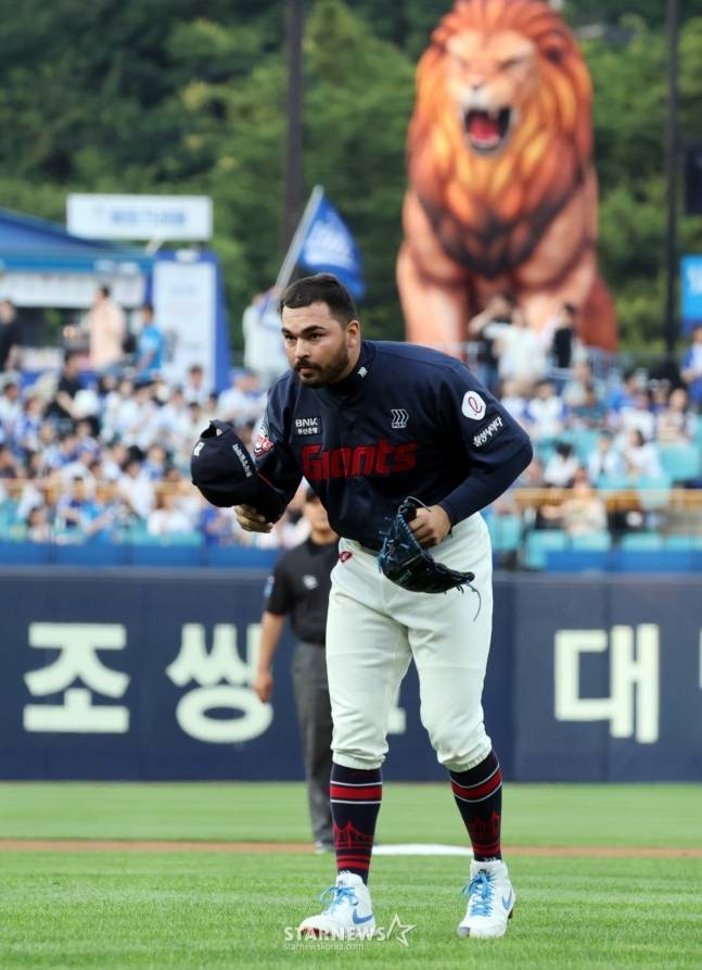 롯데 알렉 감보아가 27일 대구 삼성전에 나서고 있다. /사진=강영조 선임기자