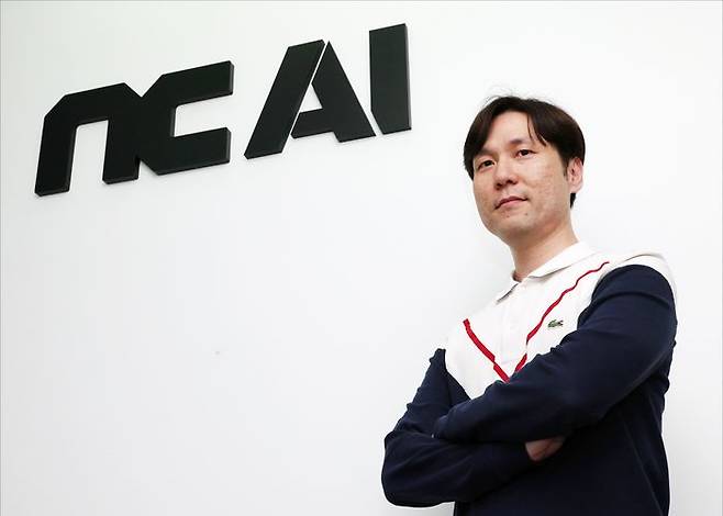 김민재 엔씨 AI 최고기술책임자(CTO)가 23일 오후 경기도 성남시 분당구 엔씨소프트 R&D센터에서 데일리안과 인터뷰를 하고 있다.ⓒ데일리안 홍금표 기자