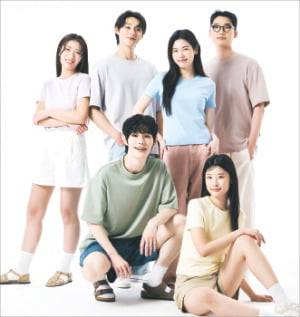 스파오 쿨 코튼 티셔츠 화보컷