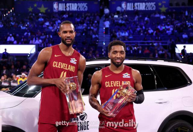 에반 모블리(왼쪽)와 도노반 미첼. /게티이미지코리아