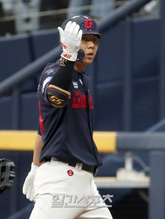 2일 KT 이적이 발표된 롯데 외야수 이정후. IS 포토