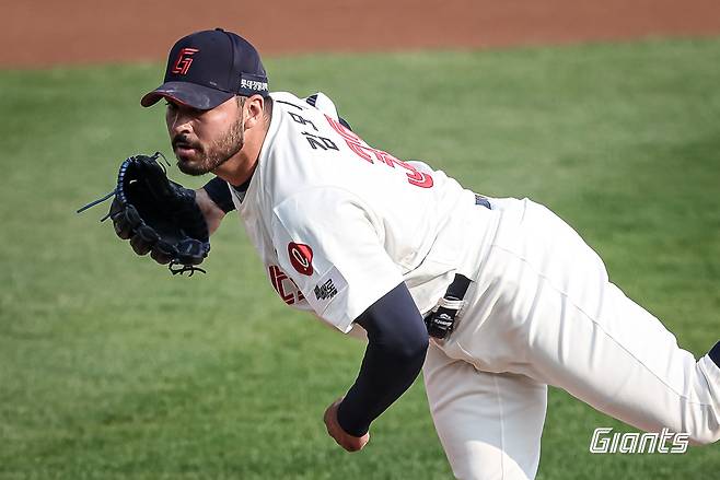 롯데 자이언츠 외국인 투수 알렉 감보아는 3일 열린 KBO리그 사직 키움 히어로즈전에 선발 등판해 7이닝 2피안타 1볼넷 6탈삼진 무실점으로 호투했다. (롯데 자이언츠 제공)